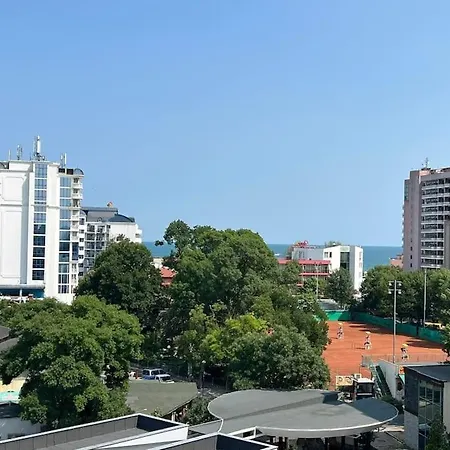 Suzi's Summer * Slăntjev Brjag